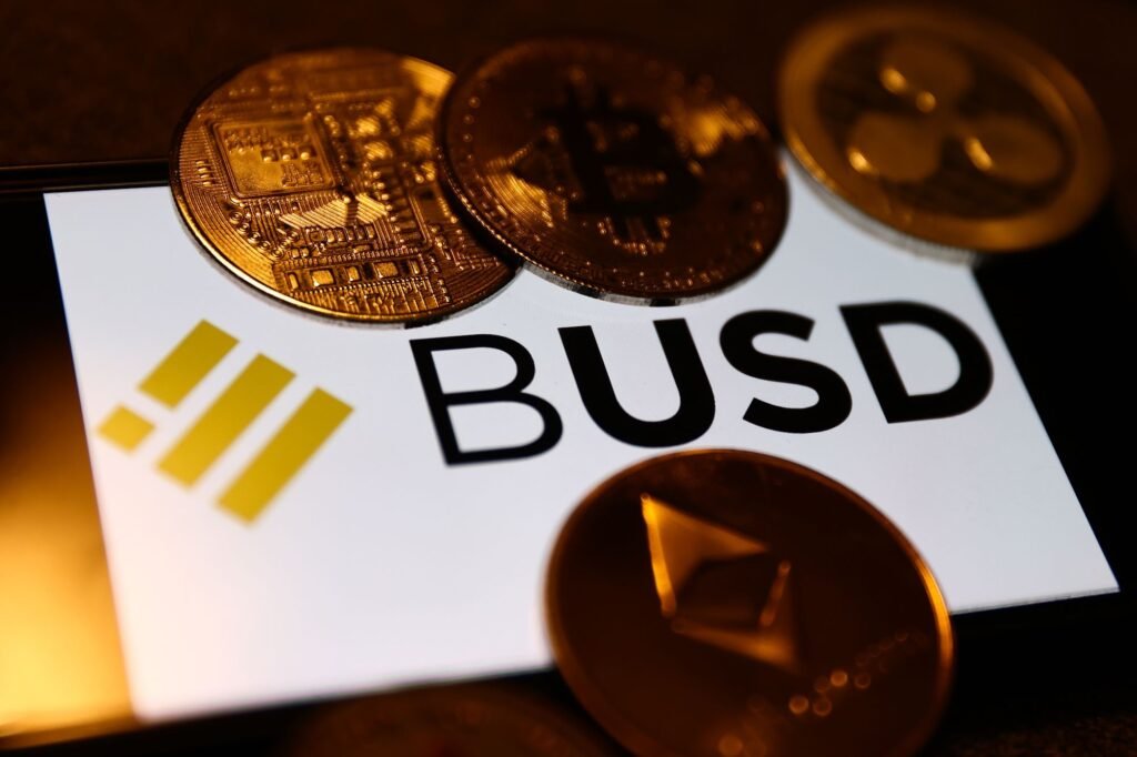BUSD cai para US$ 0,20 na Binance após trader vender US$ 600 mil