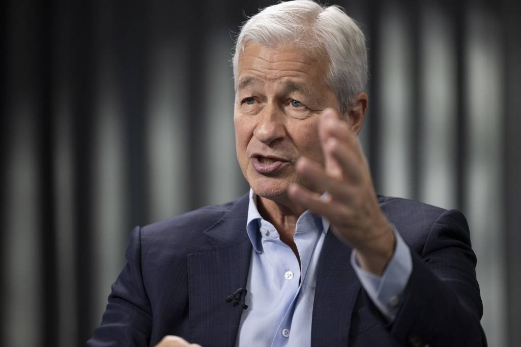 CEO do JP Morgan diz que o banco poderia usar IA em todos os processos