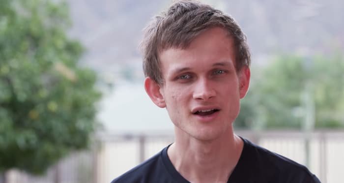 Vitalik Buterin vende trilhões de tokens memes