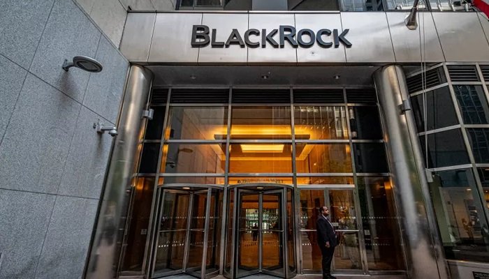 ETF de Ethereum da BlackRock alcança US$1 bilhão em investimentos